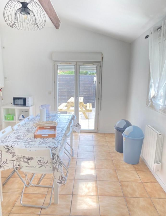 Maison Individuelle Tout Confort Terrasse Exterieur Proche Parc Asterix, Aeroport Roissy Cdg, Paris, Disney, Chateau De Chantilly La Chapelle-en-Serval Luaran gambar