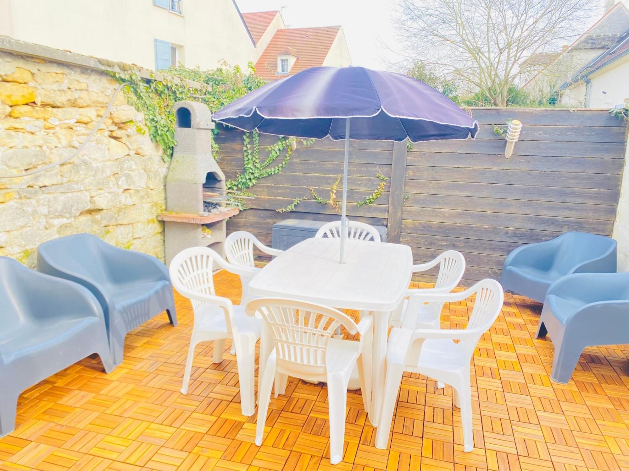 Maison Individuelle Tout Confort Terrasse Exterieur Proche Parc Asterix, Aeroport Roissy Cdg, Paris, Disney, Chateau De Chantilly La Chapelle-en-Serval Luaran gambar